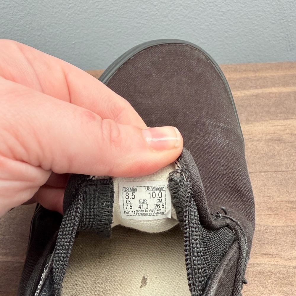 Vans Slip-On Skate Shoe - Black Monochrome - Picture 5 of 5